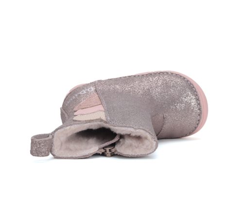 (26-31)DD Step csillogó kiscsizma, szivecskével